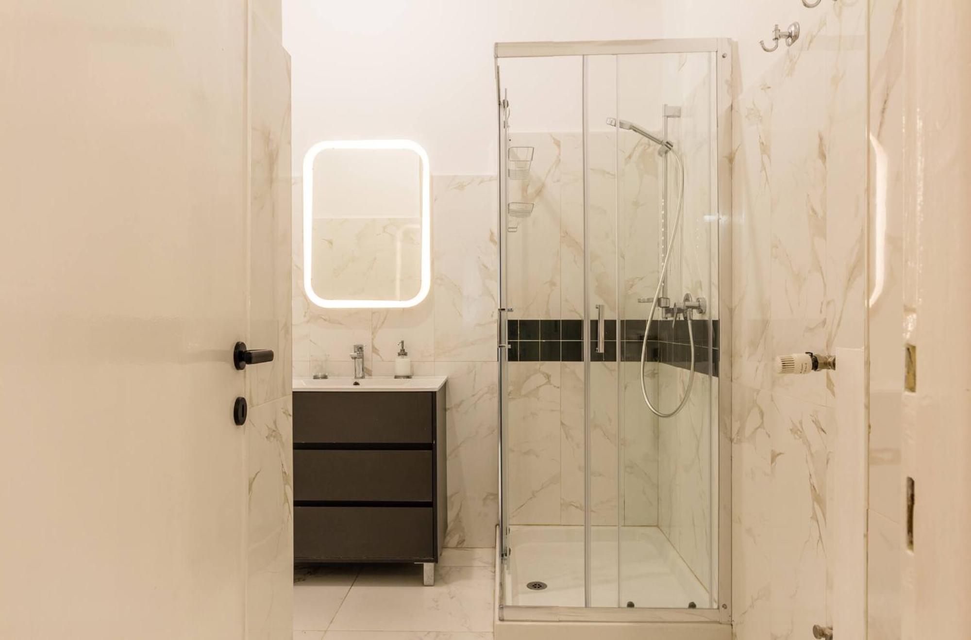 Design Farnesina - Affitti Brevi Italia Apartment *